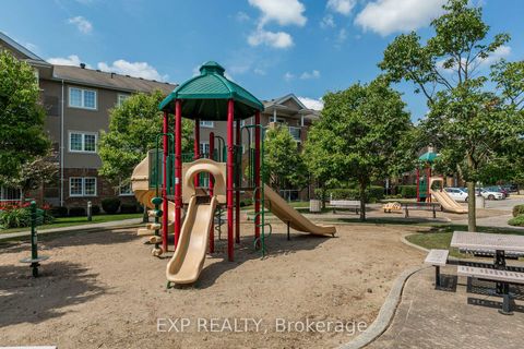 Photo 25 at 18 - 39 Coulter Street, Sunnidale, Barrie