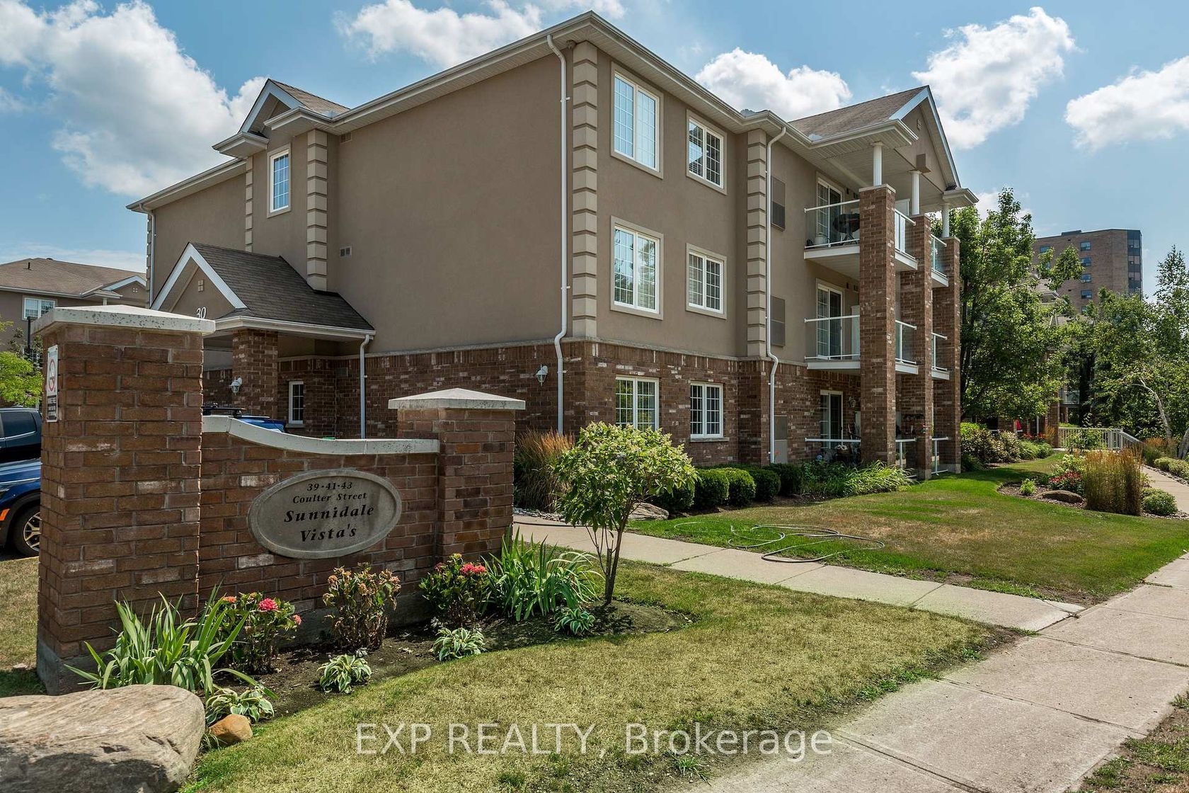 18 - 39 Coulter Street, Sunnidale, Barrie photo 1 18 - 39 Coulter Street, Sunnidale, Barrie photo 1