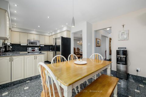 Photo 15 at 1106 Ridge Valley Drive, Pinecrest, Oshawa