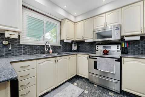 Photo 18 at 1106 Ridge Valley Drive, Pinecrest, Oshawa