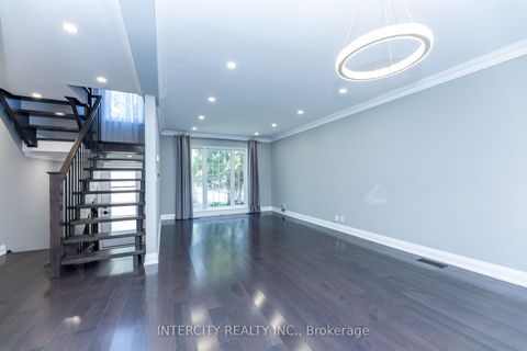 Photo 18 at 19 Marowyne Drive, Don Valley Village, Toronto