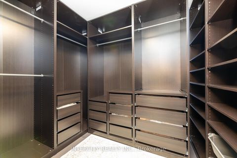 Photo 32 at 19 Marowyne Drive, Don Valley Village, Toronto