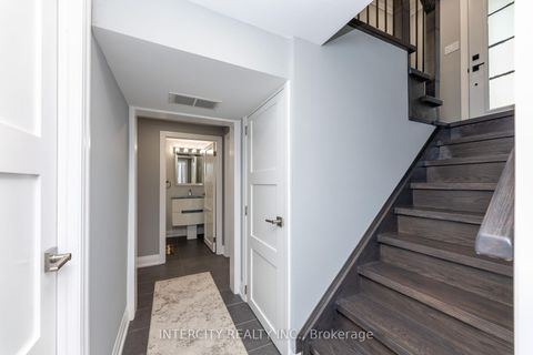 Photo 35 at 19 Marowyne Drive, Don Valley Village, Toronto