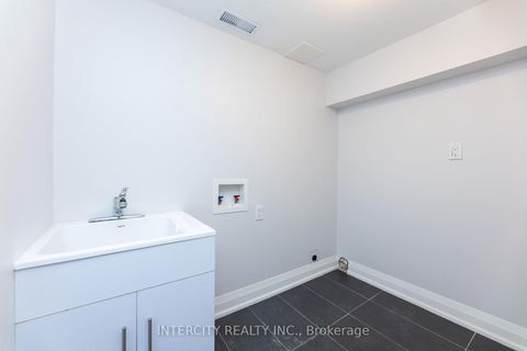 Photo 40 at 19 Marowyne Drive, Don Valley Village, Toronto