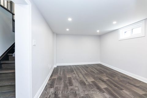 Photo 41 at 19 Marowyne Drive, Don Valley Village, Toronto
