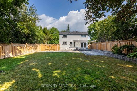 Photo 45 at 19 Marowyne Drive, Don Valley Village, Toronto