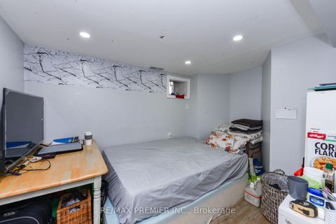 Photo 32 at 23 Rectory Road, Weston, Toronto