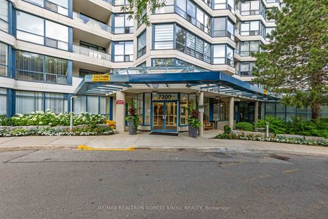 Photo 2 at 210 - 7300 Yonge Street, Yorkhill, Vaughan