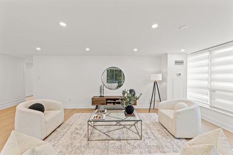 Photo 12 at 210 - 7300 Yonge Street, Yorkhill, Vaughan
