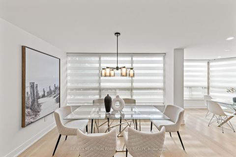 Photo 13 at 210 - 7300 Yonge Street, Yorkhill, Vaughan