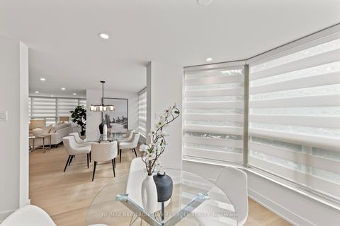 Photo 15 at 210 - 7300 Yonge Street, Yorkhill, Vaughan