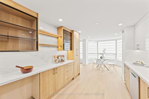 Photo 50 at 210 - 7300 Yonge Street, Yorkhill, Vaughan