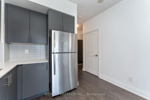 Photo 13 at 418 - 3600 Highway 7, Vaughan Corporate Centre, Vaughan