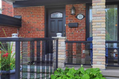 Photo 4 at 11 Bucannan Road, Maryvale, Toronto