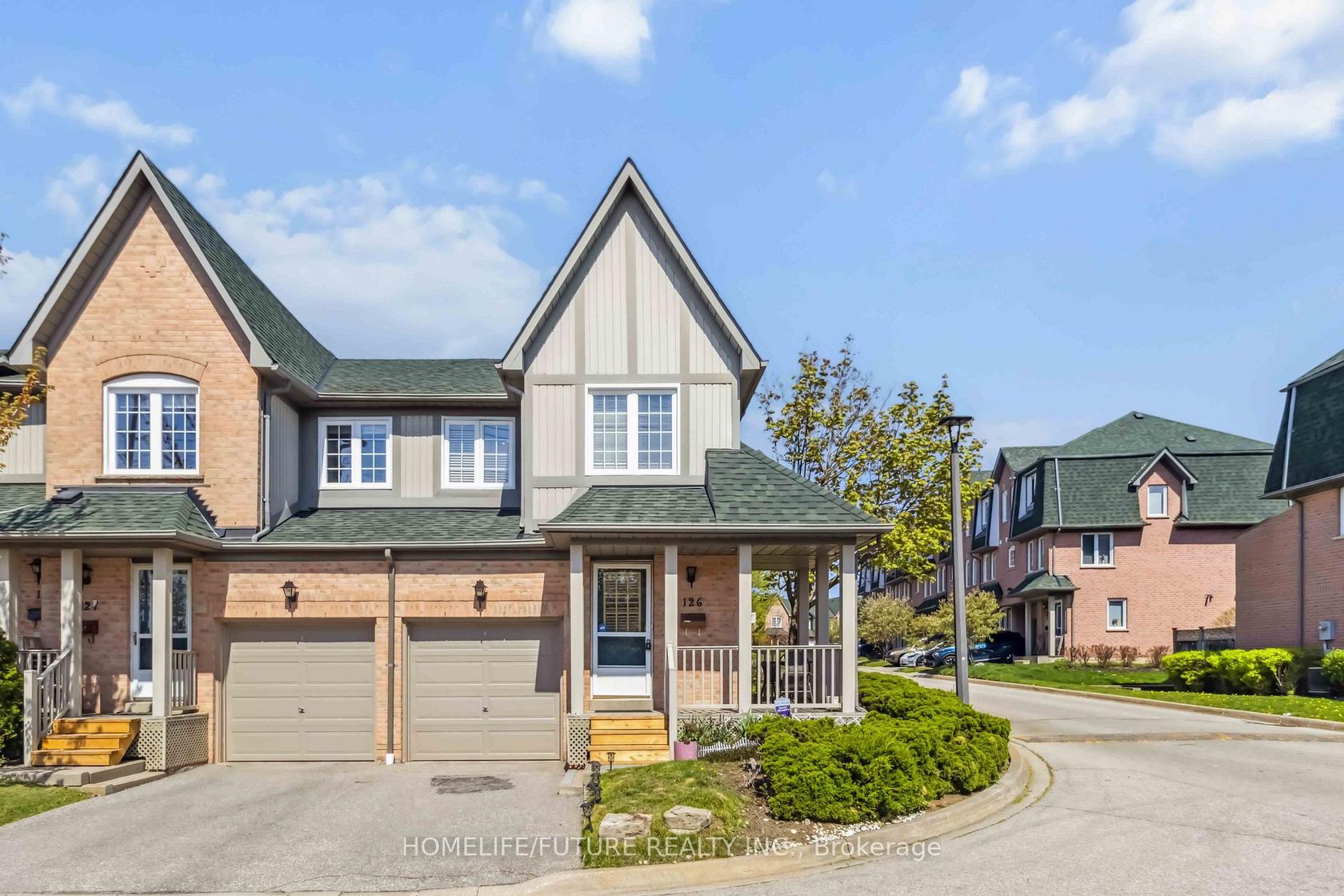 126 - 2945 Thomas Street, Central Erin Mills, Mississauga 