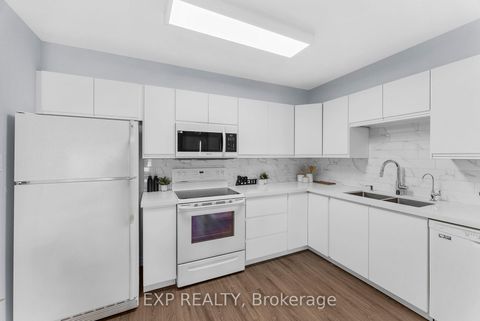 Photo 10 at 201 - 120 Bell Farm Road, Alliance, Barrie