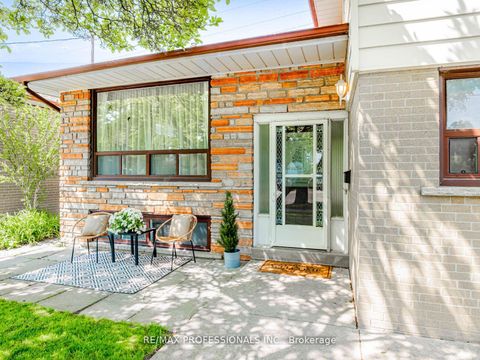 Photo 1 at 281 Jeffcoat Drive, Clairville, Toronto