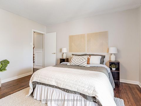Photo 14 at 281 Jeffcoat Drive, Clairville, Toronto