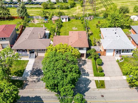 Photo 22 at 281 Jeffcoat Drive, Clairville, Toronto
