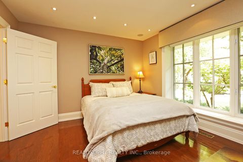 Photo 21 at 7 Purling Place, Don Mills, Toronto