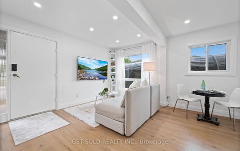 Photo 2 at 36 Shalom Crescent, Clairville, Toronto