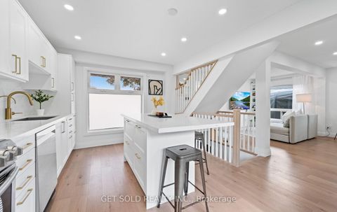 Photo 11 at 36 Shalom Crescent, Clairville, Toronto
