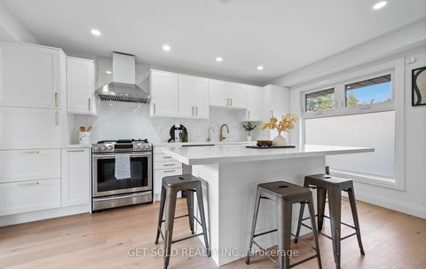 Photo 16 at 36 Shalom Crescent, Clairville, Toronto