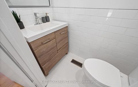 Photo 19 at 36 Shalom Crescent, Clairville, Toronto
