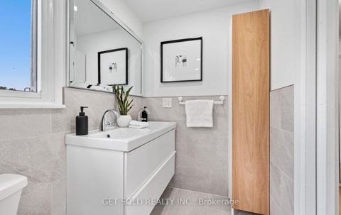Photo 28 at 36 Shalom Crescent, Clairville, Toronto