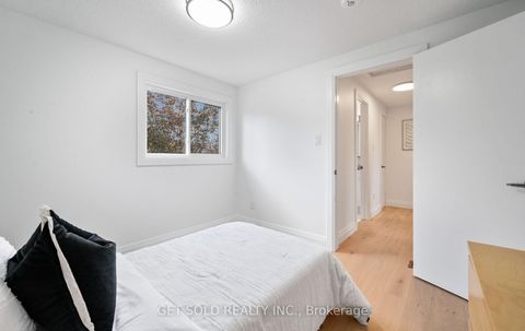Photo 32 at 36 Shalom Crescent, Clairville, Toronto
