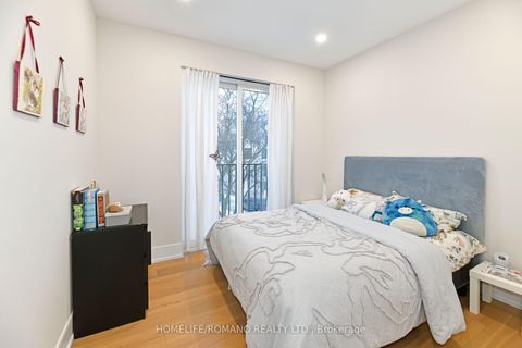 Photo 19 at 19 King High Avenue, Clanton Park, Toronto