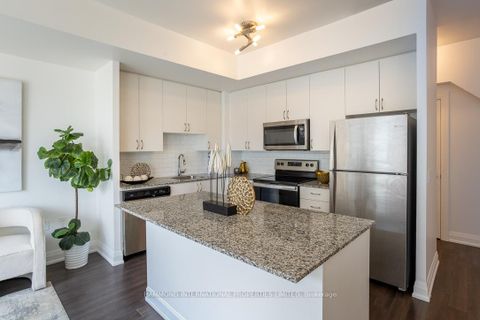 Photo 1 at B903 - 5279 Highway 7, Vaughan Grove, Vaughan