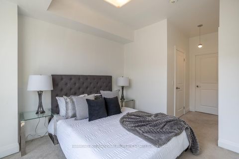 Photo 14 at B903 - 5279 Highway 7, Vaughan Grove, Vaughan