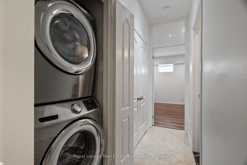 Photo 32 at 8 - 1 Baxter Street, Moore Park, Toronto
