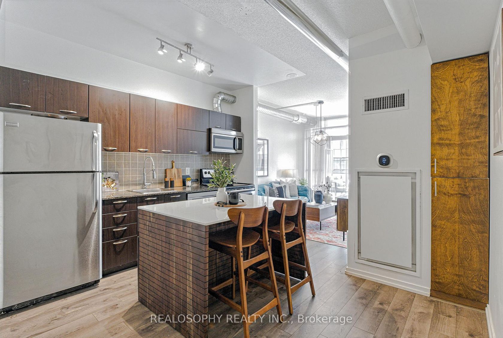 304 - 38 Joe Shuster Way, South Parkdale, Toronto 