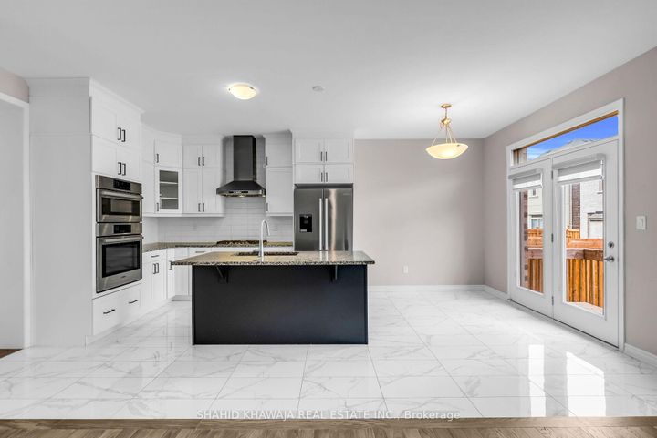 Photo 10 at 1237 Trudeau Drive, BW Bowes, Milton