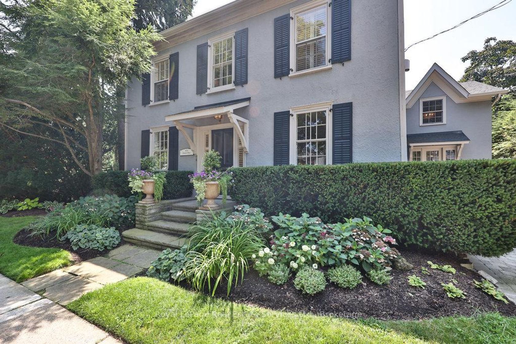 68 Thomas Street, OO Old Oakville, Oakville by Loree Meneguzzi Real Estate 68 Thomas Street, OO Old Oakville, Oakville