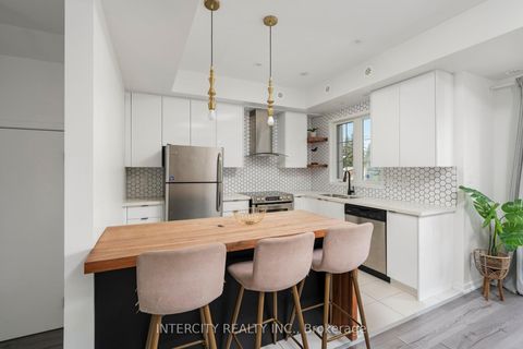 Photo 16 at E-16 - 26 Bruce Street, East Woodbridge, Vaughan