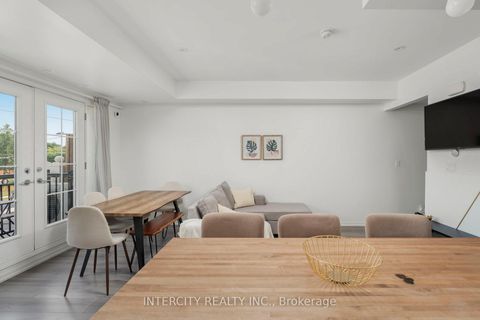 Photo 18 at E-16 - 26 Bruce Street, East Woodbridge, Vaughan