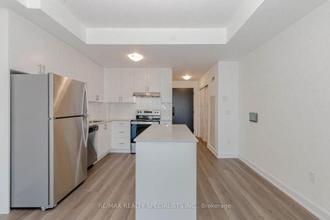 Photo 18 at 726 - 3200 William Coltson Avenue, JM Joshua Meadows, Oakville
