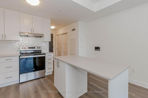Photo 20 at 726 - 3200 William Coltson Avenue, JM Joshua Meadows, Oakville