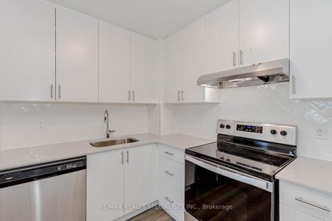 Photo 22 at 726 - 3200 William Coltson Avenue, JM Joshua Meadows, Oakville