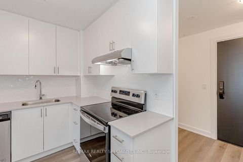 Photo 24 at 726 - 3200 William Coltson Avenue, JM Joshua Meadows, Oakville