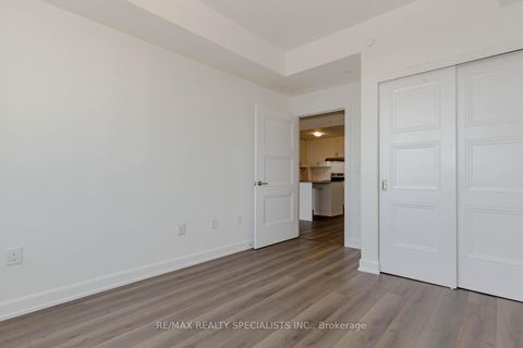 Photo 35 at 726 - 3200 William Coltson Avenue, JM Joshua Meadows, Oakville