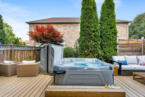 Photo 10 at 2089 Shorncliffe Boulevard, WM Westmount, Oakville