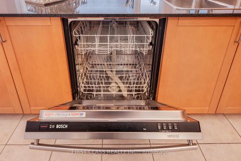 Photo 25 at 711 - 18 William Carson Crescent, Windfields, Toronto Photo 25 at 711 - 18 William Carson Crescent, Windfields, Toronto