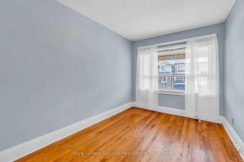 Photo 5 at 427 Glenholme Avenue, Oakwood Village, Toronto