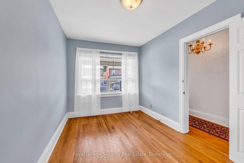 Photo 6 at 427 Glenholme Avenue, Oakwood Village, Toronto
