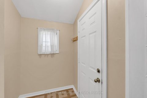 Photo 13 at 427 Glenholme Avenue, Oakwood Village, Toronto
