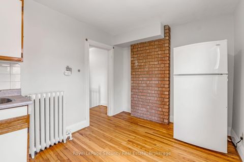 Photo 16 at 427 Glenholme Avenue, Oakwood Village, Toronto